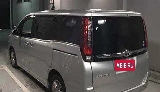 Toyota Esquire I, 2015 год, 1 600 000 рублей, 5 фотография