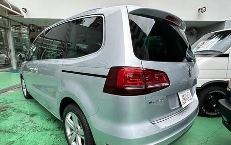 Volkswagen Sharan II, 2015 год, 1 050 000 рублей, 8 фотография