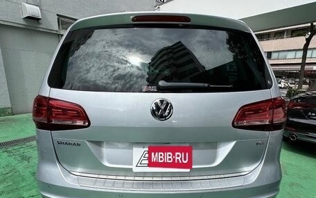 Volkswagen Sharan II, 2015 год, 1 050 000 рублей, 7 фотография