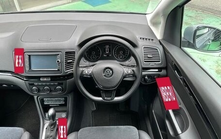 Volkswagen Sharan II, 2015 год, 1 050 000 рублей, 15 фотография