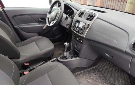 Renault Logan II, 2019 год, 1 200 000 рублей, 6 фотография