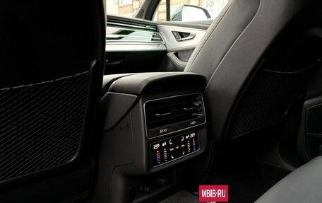 Audi SQ7, 2025 год, 16 490 000 рублей, 13 фотография