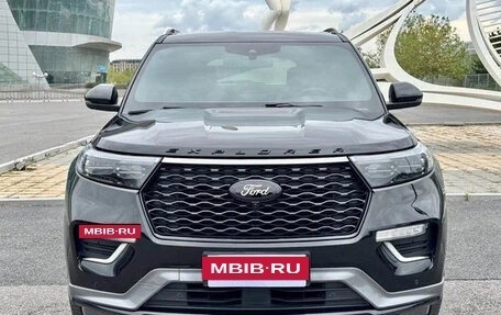 Ford Explorer VI, 2021 год, 3 150 000 рублей, 2 фотография