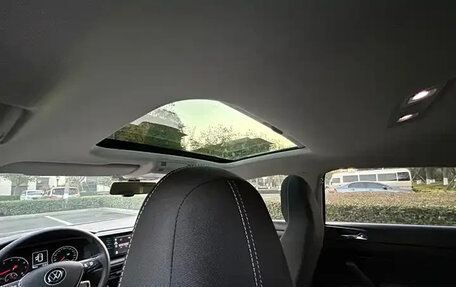 Volkswagen Polo, 2021 год, 2 200 000 рублей, 15 фотография