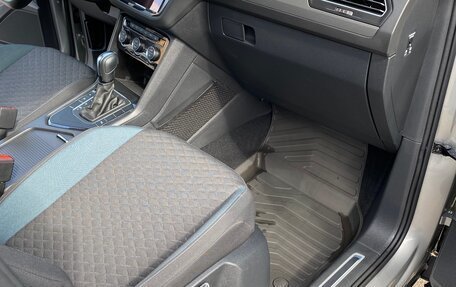 Volkswagen Tiguan II, 2020 год, 2 550 000 рублей, 8 фотография