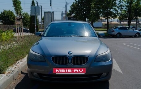 BMW 5 серия, 2008 год, 1 800 000 рублей, 3 фотография
