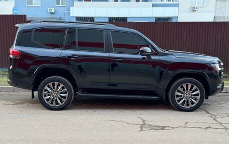 Toyota Land Cruiser, 2022 год, 9 500 000 рублей, 5 фотография