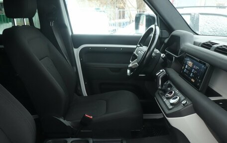 Land Rover Defender II, 2020 год, 4 998 000 рублей, 17 фотография