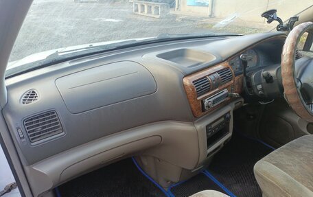 Nissan Rnessa, 1998 год, 350 000 рублей, 20 фотография