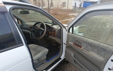 Nissan Rnessa, 1998 год, 350 000 рублей, 30 фотография