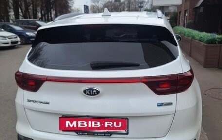 KIA Sportage IV рестайлинг, 2020 год, 2 546 000 рублей, 4 фотография