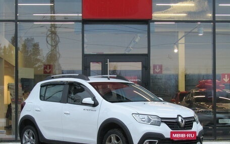 Renault Sandero II рестайлинг, 2022 год, 1 299 000 рублей, 3 фотография