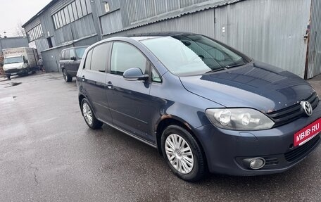 Volkswagen Golf Plus II, 2012 год, 630 000 рублей, 2 фотография
