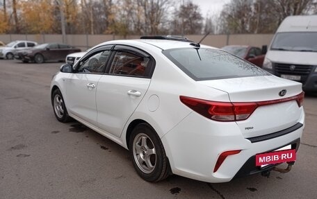 KIA Rio IV, 2018 год, 800 000 рублей, 7 фотография