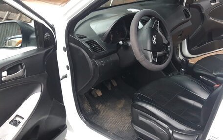 Hyundai Solaris II рестайлинг, 2016 год, 615 000 рублей, 6 фотография