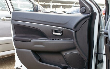 Mitsubishi ASX I рестайлинг, 2013 год, 995 000 рублей, 12 фотография