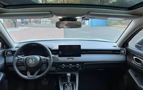 Honda Vezel, 2023 год, 1 300 000 рублей, 8 фотография