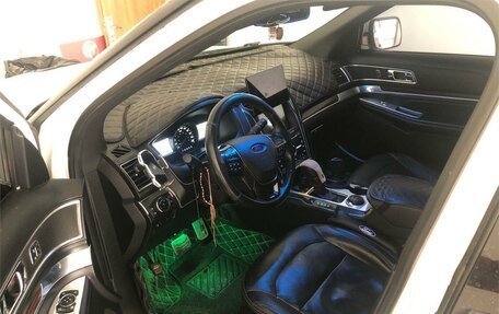 Ford Explorer VI, 2017 год, 2 899 000 рублей, 5 фотография