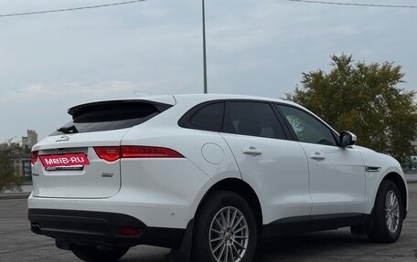 Jaguar F-Pace, 2016 год, 2 250 000 рублей, 2 фотография