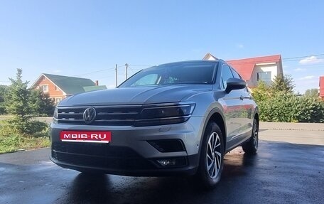 Volkswagen Tiguan II, 2018 год, 2 550 000 рублей, 1 фотография