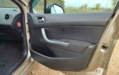 Peugeot 408 I рестайлинг, 2015 год, 680 000 рублей, 10 фотография