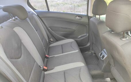 Peugeot 408 I рестайлинг, 2015 год, 680 000 рублей, 12 фотография