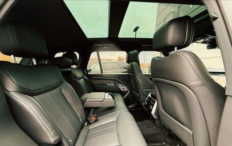 Land Rover Range Rover IV рестайлинг, 2025 год, 19 700 000 рублей, 20 фотография