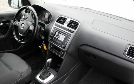 Volkswagen Polo VI (EU Market), 2017 год, 1 229 000 рублей, 8 фотография