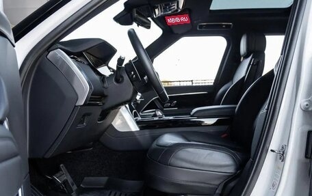 Land Rover Range Rover IV рестайлинг, 2024 год, 15 346 000 рублей, 10 фотография