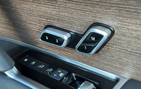 Land Rover Range Rover IV рестайлинг, 2023 год, 17 248 000 рублей, 15 фотография