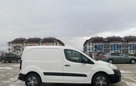 Peugeot Partner II рестайлинг 2, 2017 год, 1 400 000 рублей, 5 фотография