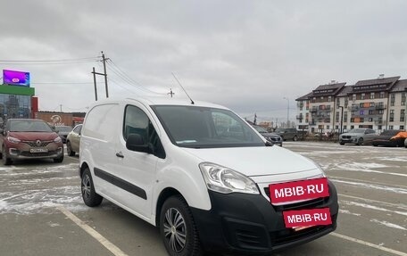 Peugeot Partner II рестайлинг 2, 2017 год, 1 400 000 рублей, 4 фотография