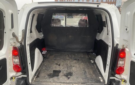 Peugeot Partner II рестайлинг 2, 2017 год, 1 400 000 рублей, 32 фотография