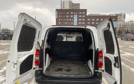 Peugeot Partner II рестайлинг 2, 2017 год, 1 400 000 рублей, 31 фотография