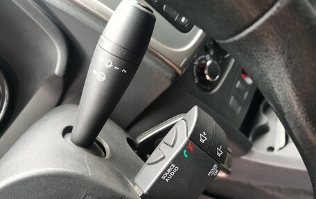 Renault Logan II, 2020 год, 750 000 рублей, 13 фотография