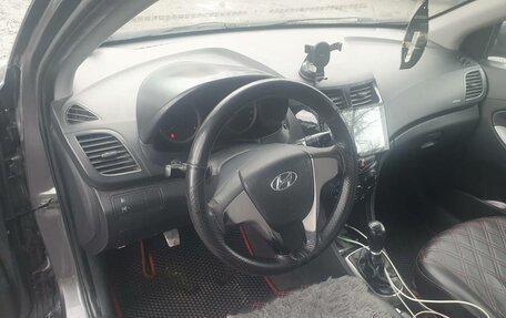 Hyundai Solaris II рестайлинг, 2016 год, 600 000 рублей, 7 фотография