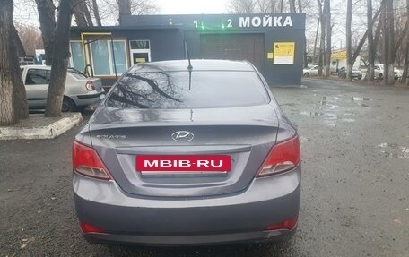 Hyundai Solaris II рестайлинг, 2016 год, 600 000 рублей, 3 фотография