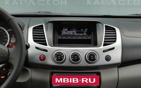 Mitsubishi L200 IV рестайлинг, 2011 год, 1 390 000 рублей, 10 фотография