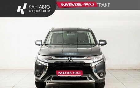 Mitsubishi Outlander III рестайлинг 3, 2020 год, 2 280 000 рублей, 2 фотография