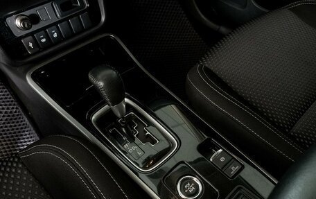 Mitsubishi Outlander III рестайлинг 3, 2020 год, 2 280 000 рублей, 12 фотография