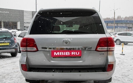 Toyota Land Cruiser 200, 2010 год, 3 159 000 рублей, 8 фотография