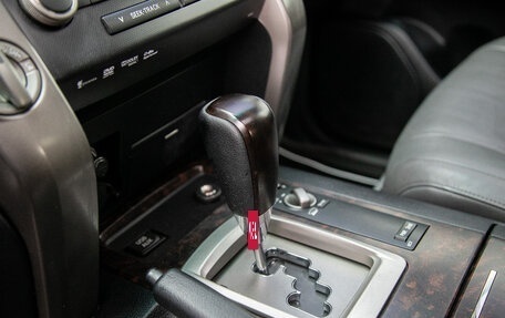 Toyota Land Cruiser 200, 2010 год, 3 159 000 рублей, 11 фотография