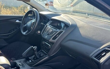 Ford Focus III, 2014 год, 950 000 рублей, 2 фотография