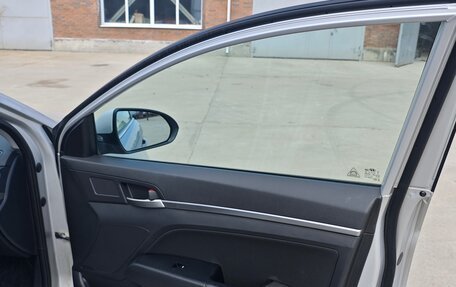 Hyundai Elantra VI рестайлинг, 2019 год, 1 590 000 рублей, 2 фотография