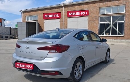 Hyundai Elantra VI рестайлинг, 2019 год, 1 590 000 рублей, 7 фотография