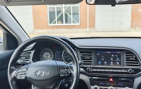 Hyundai Elantra VI рестайлинг, 2019 год, 1 590 000 рублей, 17 фотография