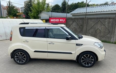 KIA Soul I рестайлинг, 2011 год, 850 000 рублей, 5 фотография