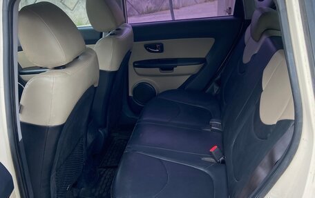 KIA Soul I рестайлинг, 2011 год, 850 000 рублей, 23 фотография