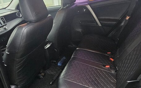 Toyota RAV4, 2017 год, 1 900 000 рублей, 12 фотография