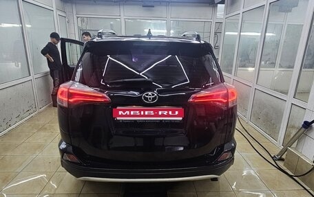 Toyota RAV4, 2017 год, 1 900 000 рублей, 5 фотография